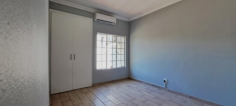 4 Bedroom Property for Sale in Protea Park North West